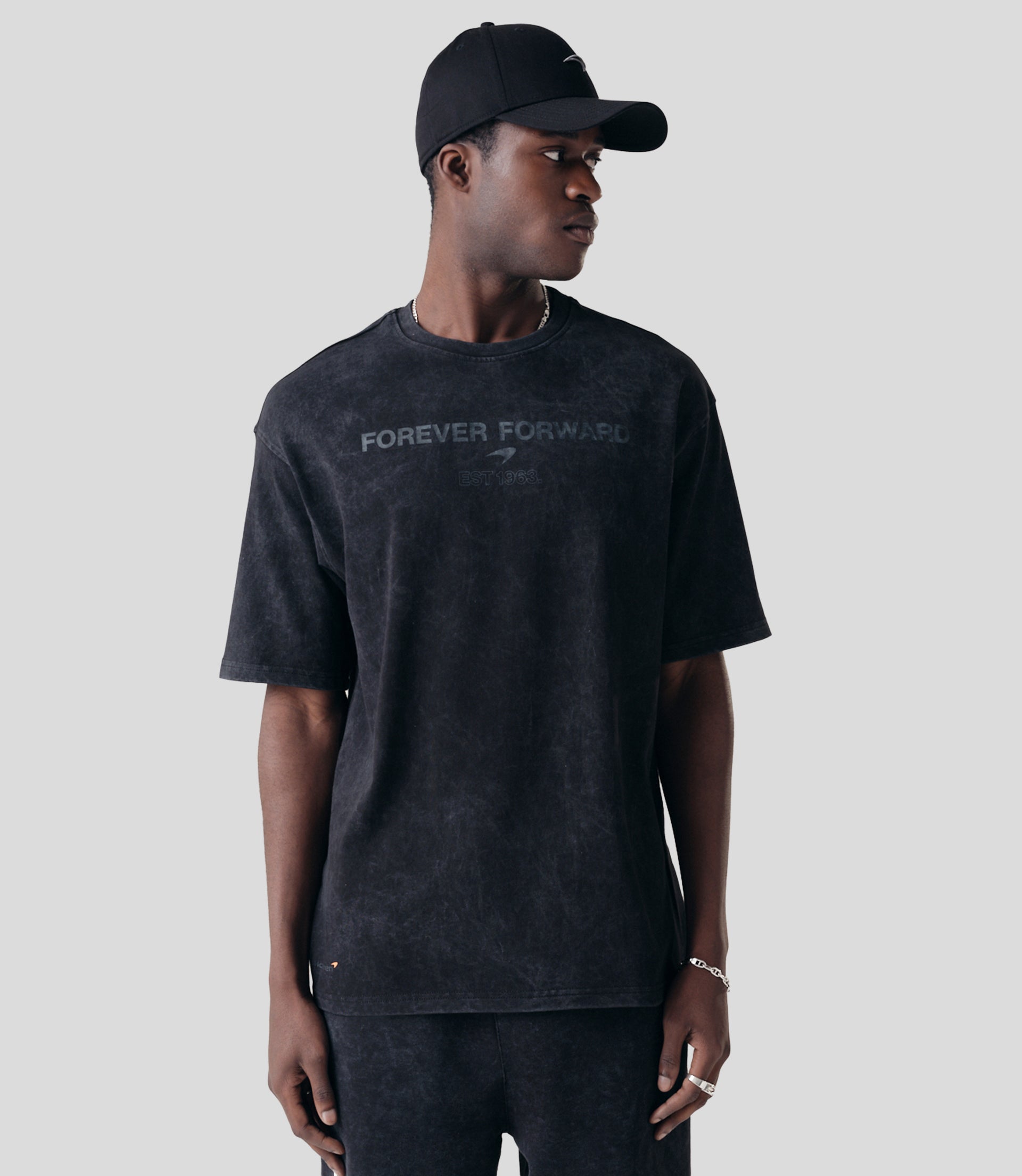 New Era McLaren Washed Pack Speedmark Oversized T-Shirt